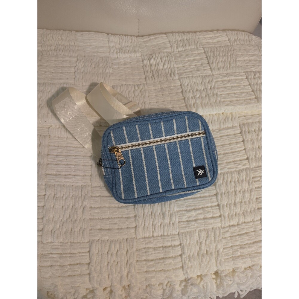 Thread Crossbody Bag